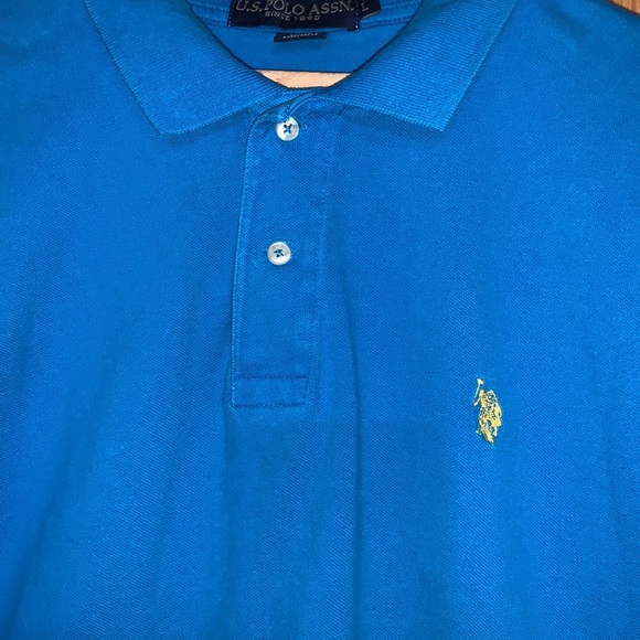 Mens Polo size Large - Picture 2 of 3